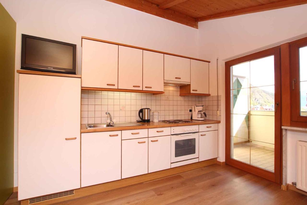 Residence Schnatzhof Silandro Bagian luar foto