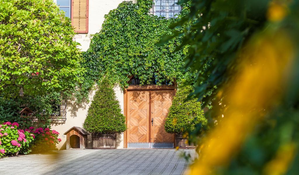 Residence Schnatzhof Silandro Bagian luar foto