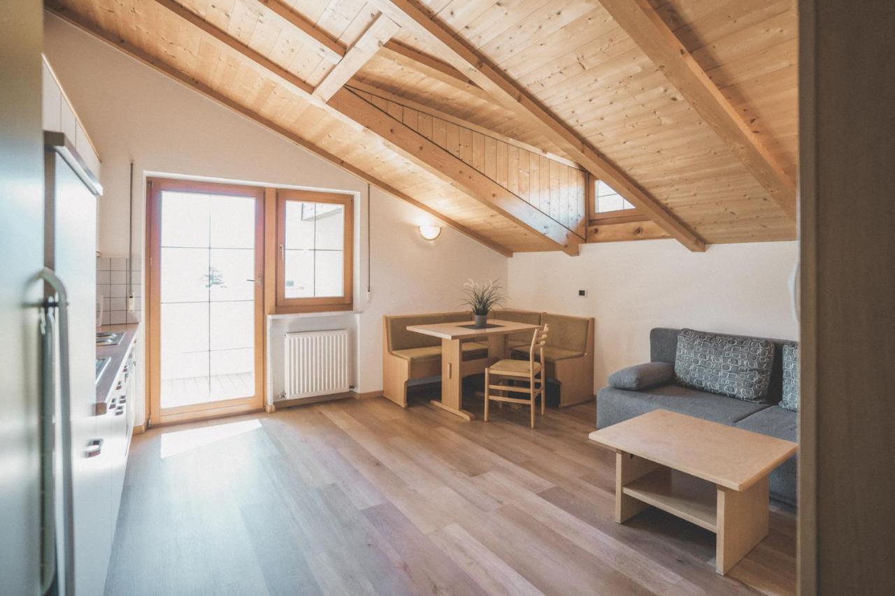 Residence Schnatzhof Silandro Bagian luar foto