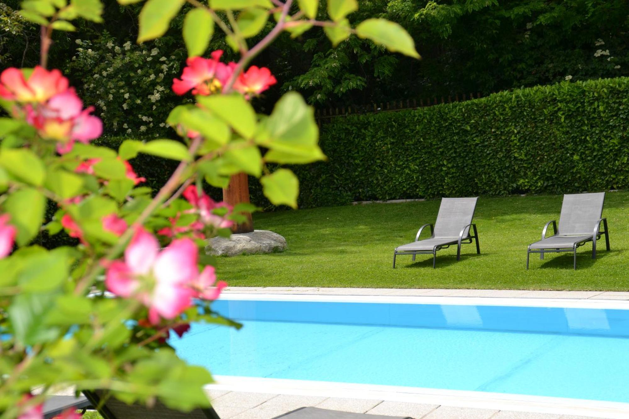 Residence Schnatzhof Silandro Bagian luar foto