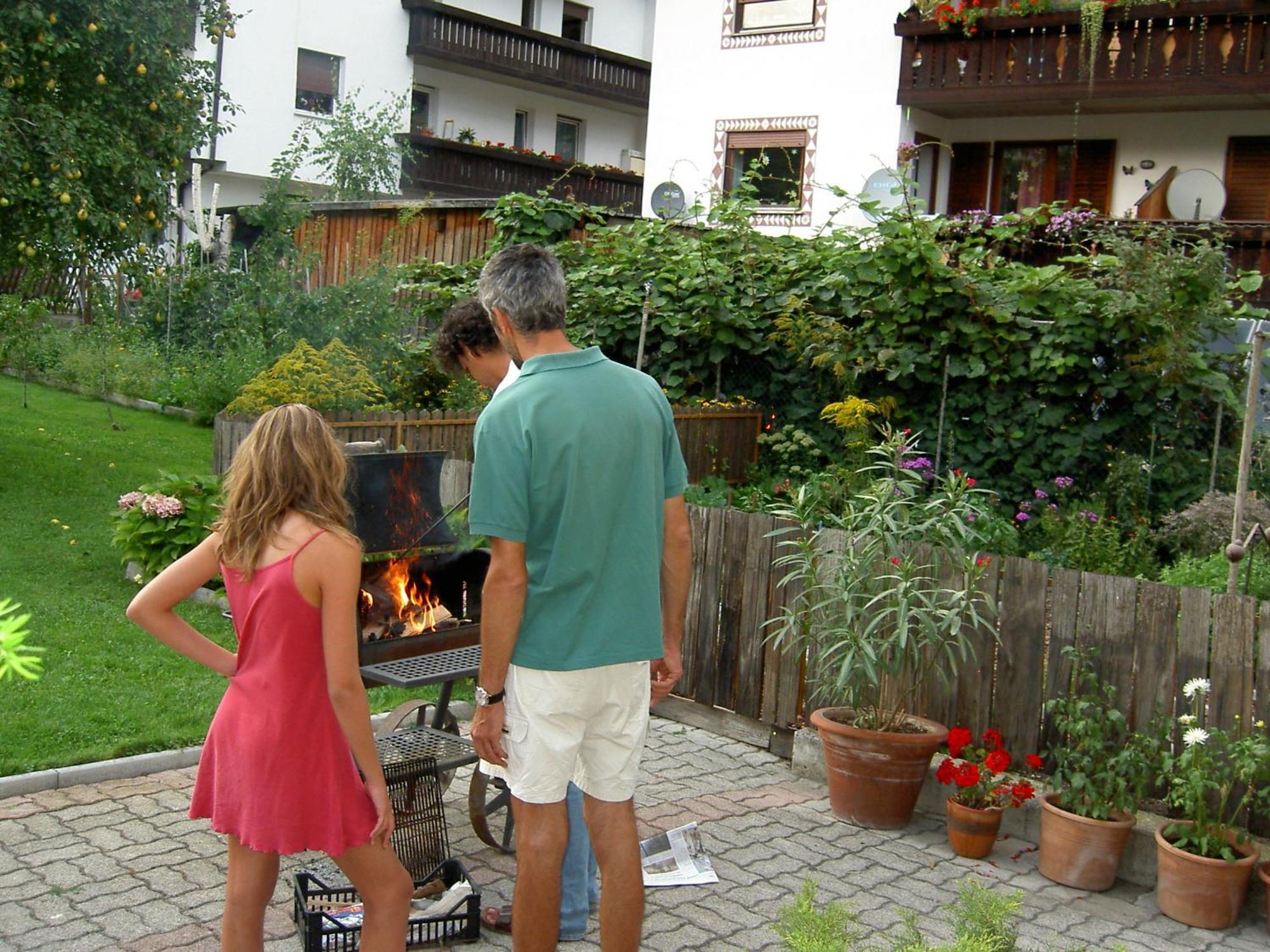 Residence Schnatzhof Silandro Bagian luar foto